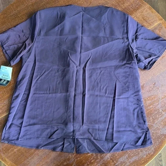 NWT Maggie Dark Brown Purple Sweet Front Ruffled Top Size 1X - Picture 9 of 10